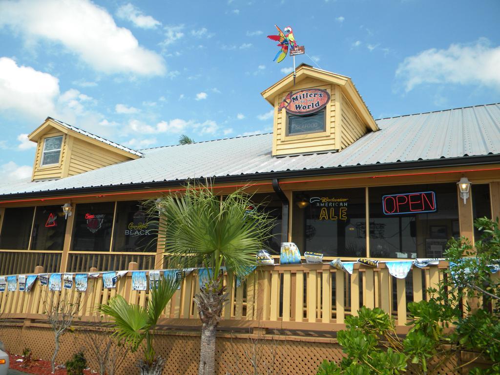 GLADES HAVEN COZY CABINS HOTEL EVERGLADES CITY FL COMPARE HOTEL RATES